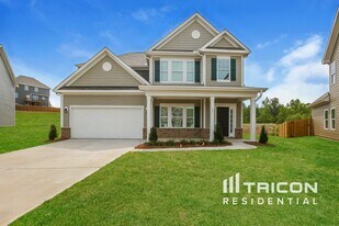 141 Queenshall Rd in Mooresville, NC - Building Photo