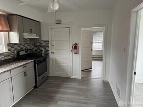 23 Leick Ave in Carteret, NJ - Building Photo - Building Photo