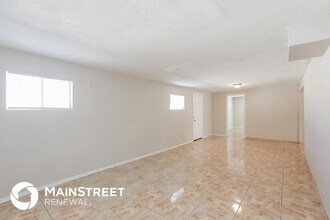 5802 W Berkeley Rd in Phoenix, AZ - Building Photo - Building Photo