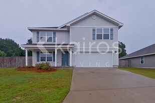 4690 Malay Cir in Milton, FL - Building Photo