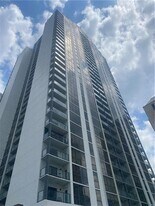 1280 W Peachtree St NW in Atlanta, GA - Building Photo
