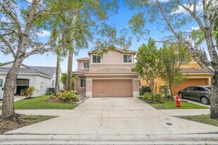 1126 Golden Cane Dr in Weston, FL - Building Photo