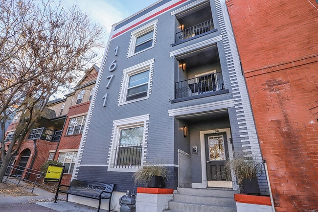 1671 Washington