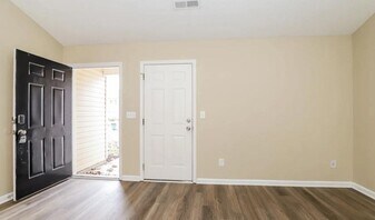 1732 W 22nd St in Los Angeles, CA - Building Photo