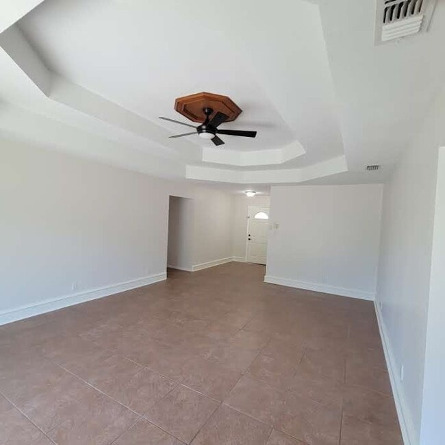 581 Geraldine Ln in Brownsville, TX - Building Photo - Building Photo