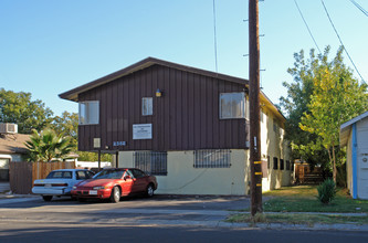 2382 Boxwood St in Sacramento, CA - Building Photo - Building Photo