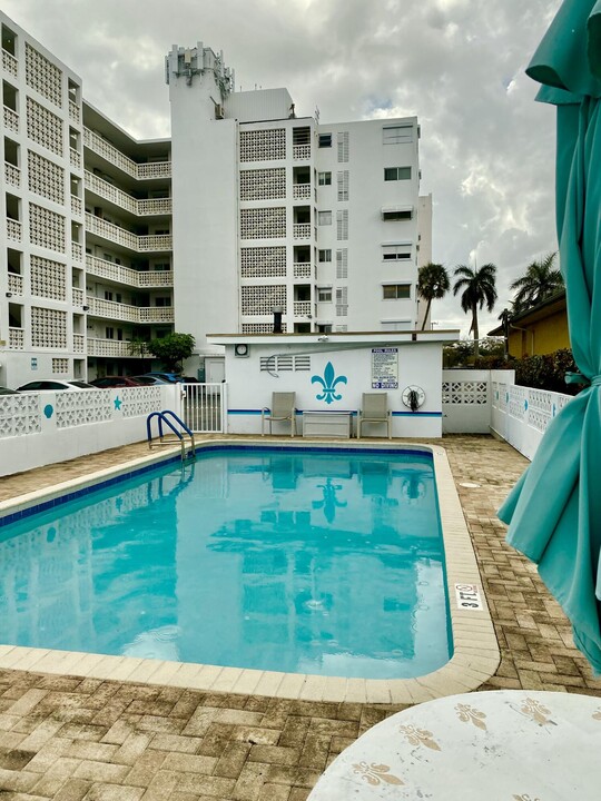 1 N Golfview Rd in Lake Worth Beach, FL - Building Photo