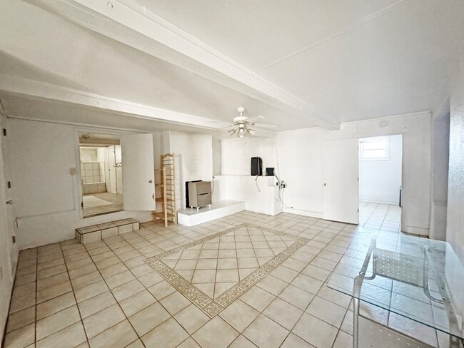 504 E Ave East in Alpine, TX - Building Photo - Building Photo