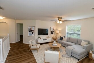 12391 Muddy Creek Ln in Ft. Myers, FL - Foto de edificio - Building Photo