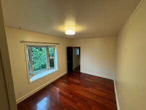 9803 Rainier Ave S in Seattle, WA - Building Photo - Building Photo