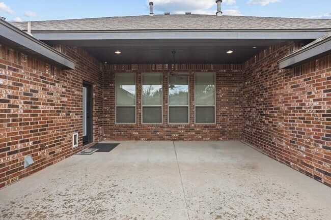 5903 Sabine Dr in Midland, TX - Building Photo - Building Photo
