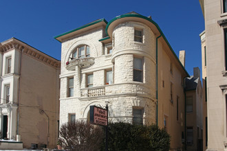 Isbell Apartments in Louisville, KY - Foto de edificio - Building Photo