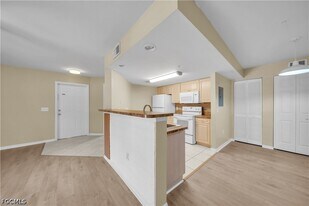 1767 Four Mile Cove Pkwy in Cape Coral, FL - Building Photo