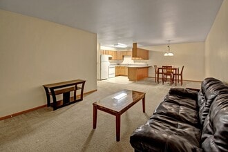 Dakota Apartments in Stanley, ND - Foto de edificio - Building Photo