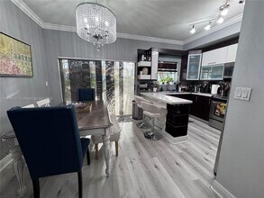9014 W Flagler St in Miami, FL - Building Photo - Building Photo