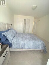 60 Aviron Cres in Welland, ON - Building Photo - Building Photo