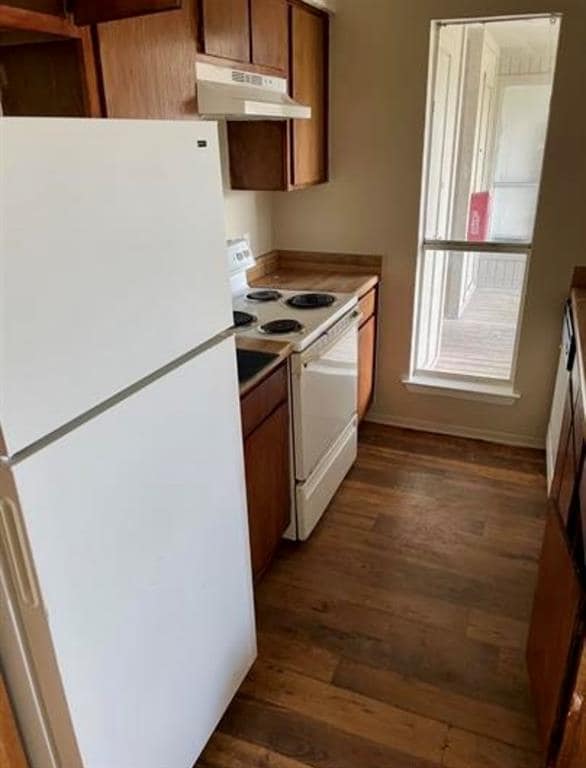 2800 Bull Run in Taylor, TX - Foto de edificio - Building Photo