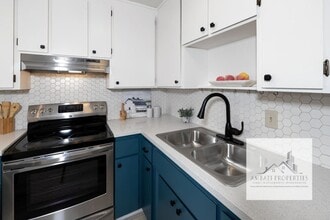 210 Center Ave in Aptos, CA - Building Photo - Building Photo