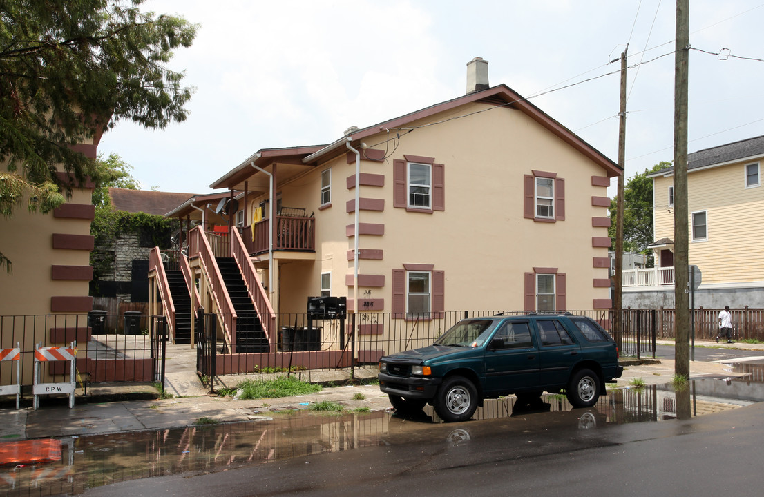 29 America St in Charleston, SC - Building Photo