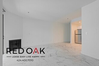 8811 Burton Way in West Hollywood, CA - Building Photo - Building Photo