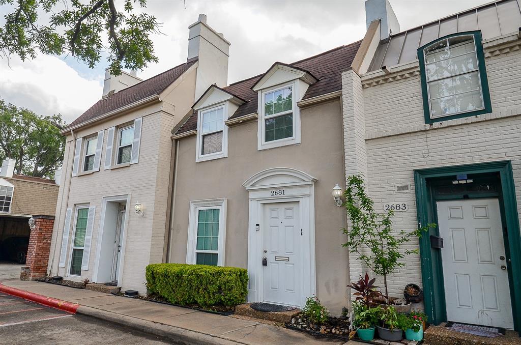 2681 Marilee Ln in Houston, TX - Building Photo