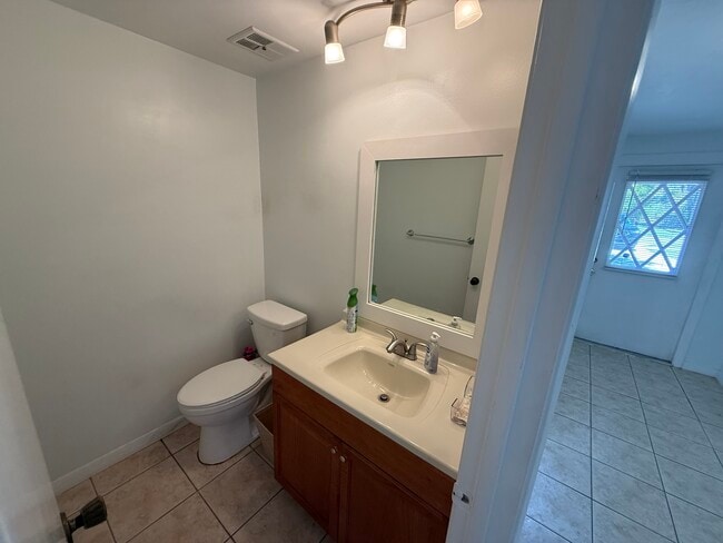 1211 4th St W in Palmetto, FL - Building Photo - Building Photo