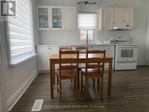 15 Patricia Ave in Toronto, ON - Building Photo - Building Photo