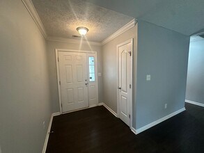 1305 Snowy Egret Dr in Fayetteville, NC - Building Photo - Building Photo