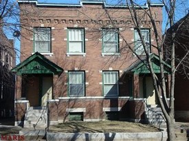 2927 Sidney St Apartments