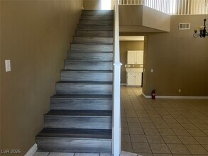 1000 Venetian Hills Ln in Las Vegas, NV - Building Photo - Building Photo