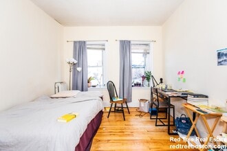 1284 Commonwealth Ave, Unit 7 in Boston, MA - Foto de edificio - Building Photo