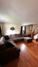 124 Florence St in Manchester, CT - Foto de edificio - Building Photo