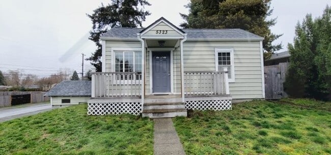 property at 5323 N 39th St