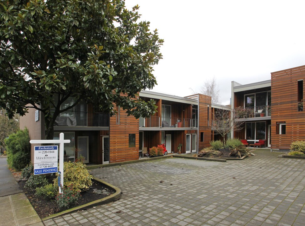 Zinc Condominiums in Portland, OR - Foto de edificio