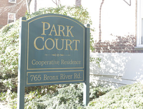 Park Court in Yonkers, NY - Building Photo - Building Photo