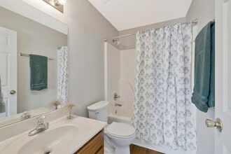 1513 Center Pointe Dr in Murfreesboro, TN - Foto de edificio - Building Photo