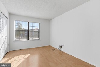 30 Voscek Ct, Unit 30 Voscek in Trenton, NJ - Building Photo - Building Photo