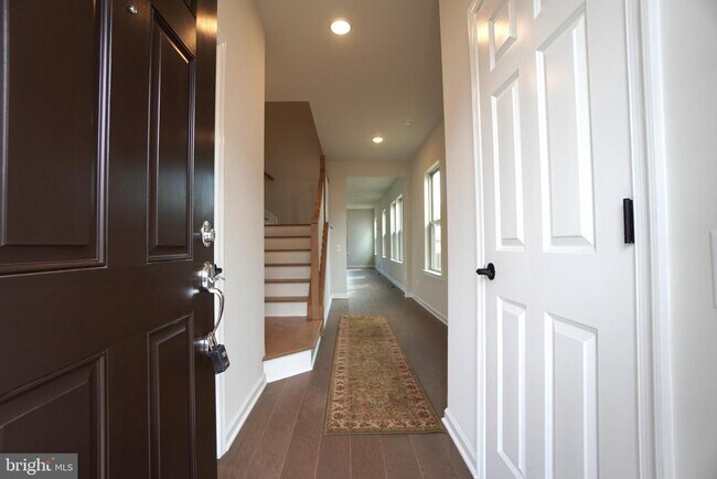 612 America Dr in Horsham, PA - Building Photo - Building Photo