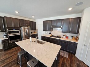 6214 Long Branch Dr in Parker, CO - Building Photo - Building Photo
