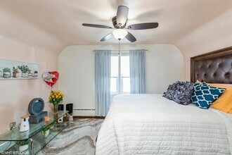 4925 Walsh Ave, Unit 1 in East Chicago, IN - Foto de edificio - Building Photo