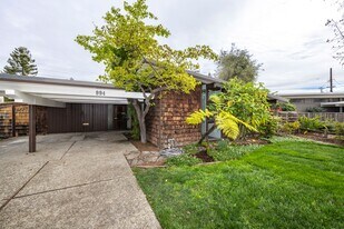 994 Van Auken Cir in Palo Alto, CA - Building Photo