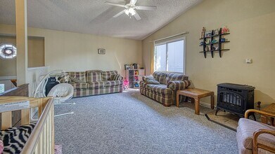 300 E Laurel St in Gillette, WY - Building Photo - Building Photo