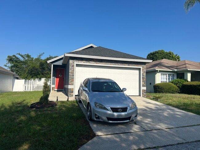 property at 622 Crystals Blvd