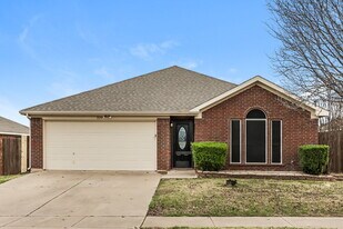 1159 Whispering Meadows in Crowley, TX - Building Photo