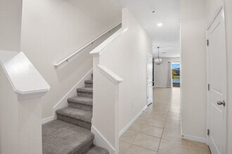 155 Mangrove Shade Cir in Apollo Beach, FL - Building Photo - Building Photo