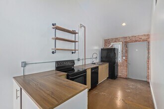 1810 N 16th St in Phoenix, AZ - Foto de edificio - Building Photo