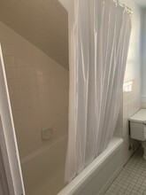 283 Mile Square Rd in Yonkers, NY - Building Photo - Building Photo