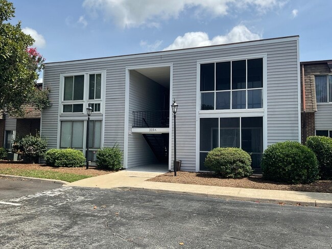 property at 319 Laurens St SW