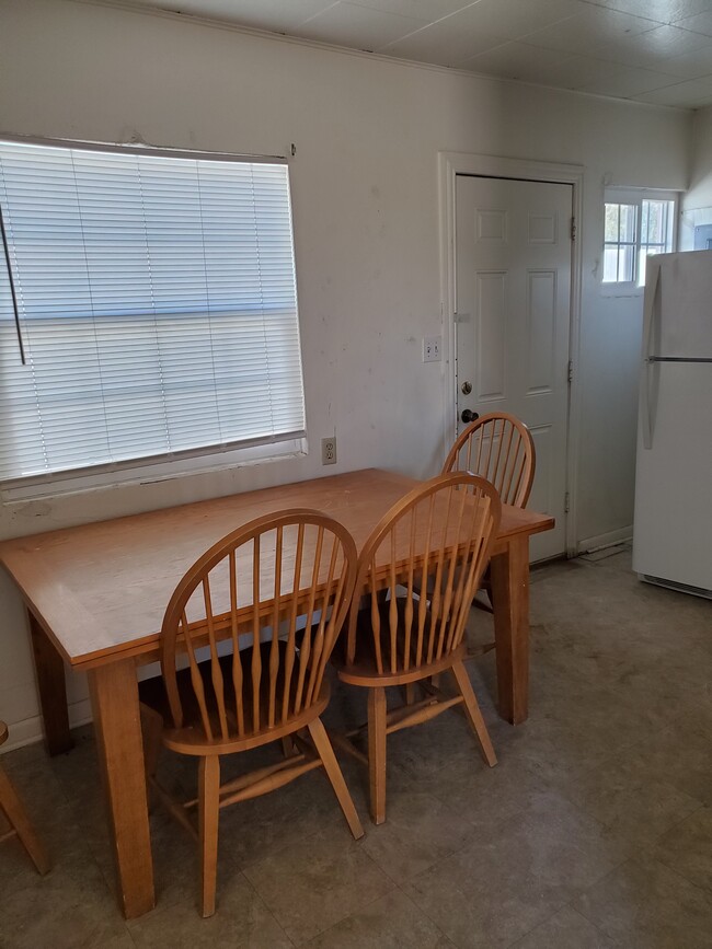 714 W 13th St, Unit 714 B in Clovis, NM - Building Photo - Building Photo