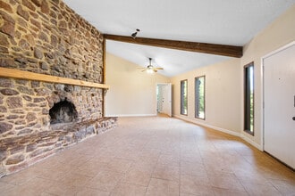 119 Homonu Ct, Unit B in Bastrop, TX - Building Photo - Building Photo